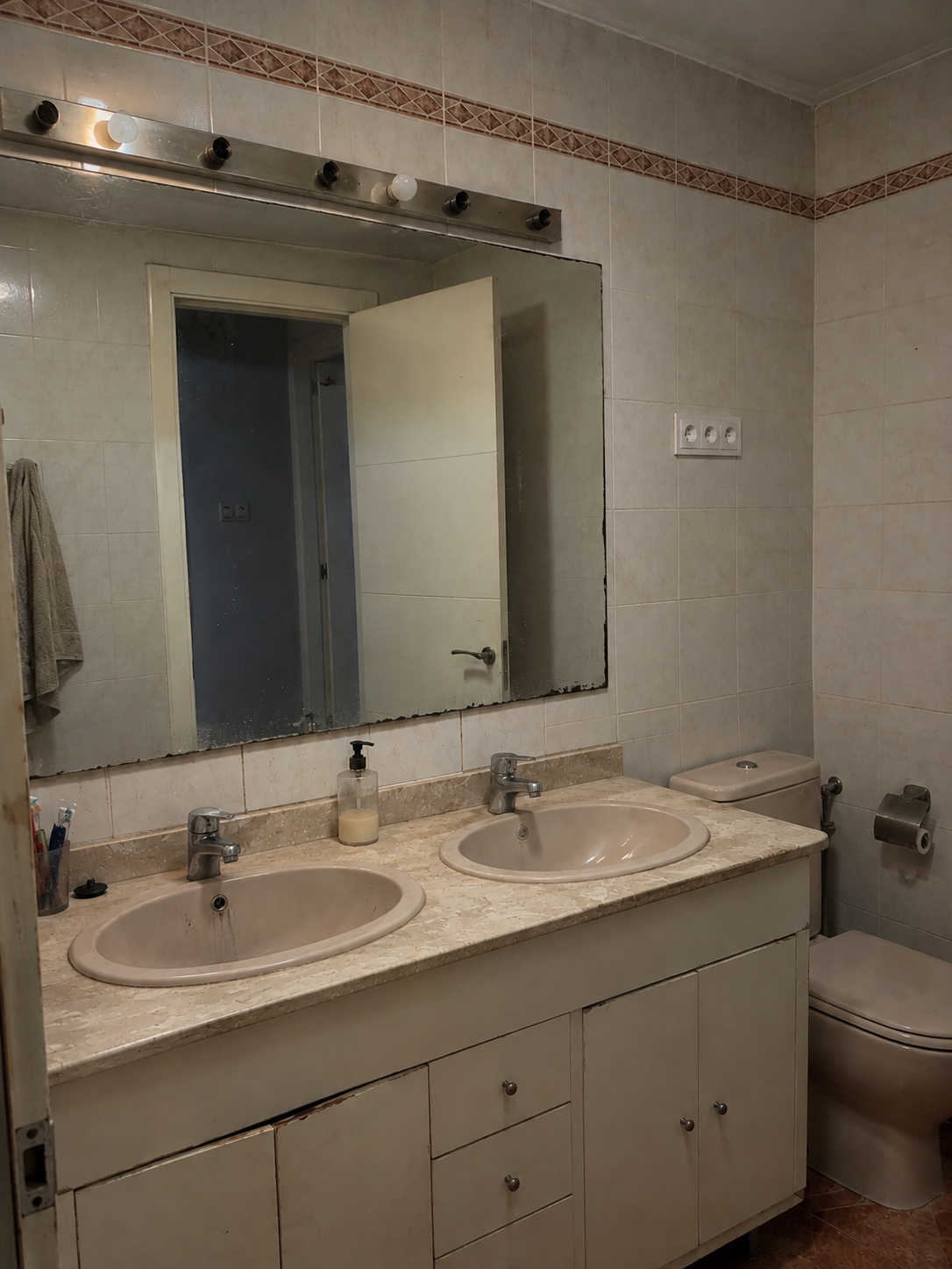Baño original antes de la reforma